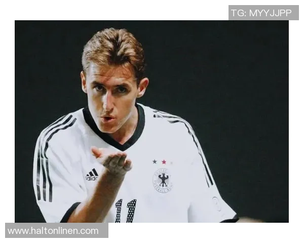 昔日足球巨星重返故土球队再续辉煌传奇之路 昔日足球巨星重返故土球队再续辉煌传奇之路