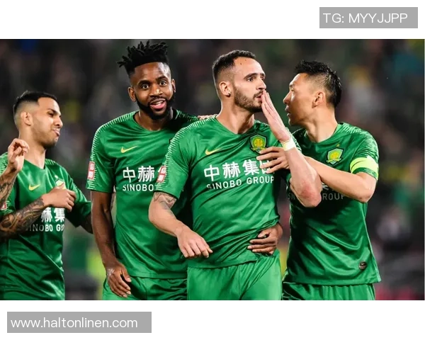 深圳篮球队在杯赛积分榜上以66分稳居第一名表现出色 深圳篮球队在杯赛积分榜上以66分稳居第一名表现出色